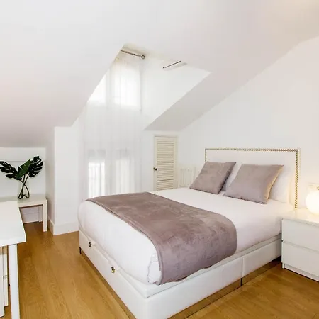 Apartamento Kuros House *