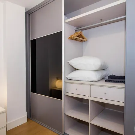 Kuros House Apartment